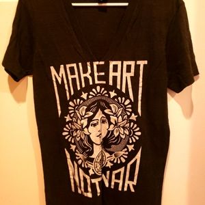V-Neck T-shirt - "Make Art Not War"